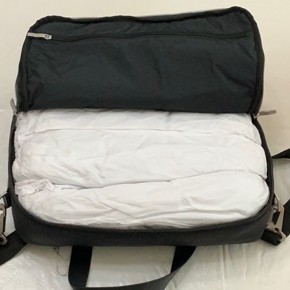 Spyder BRIEFCASE w/ strapping - Picture 14 of 16